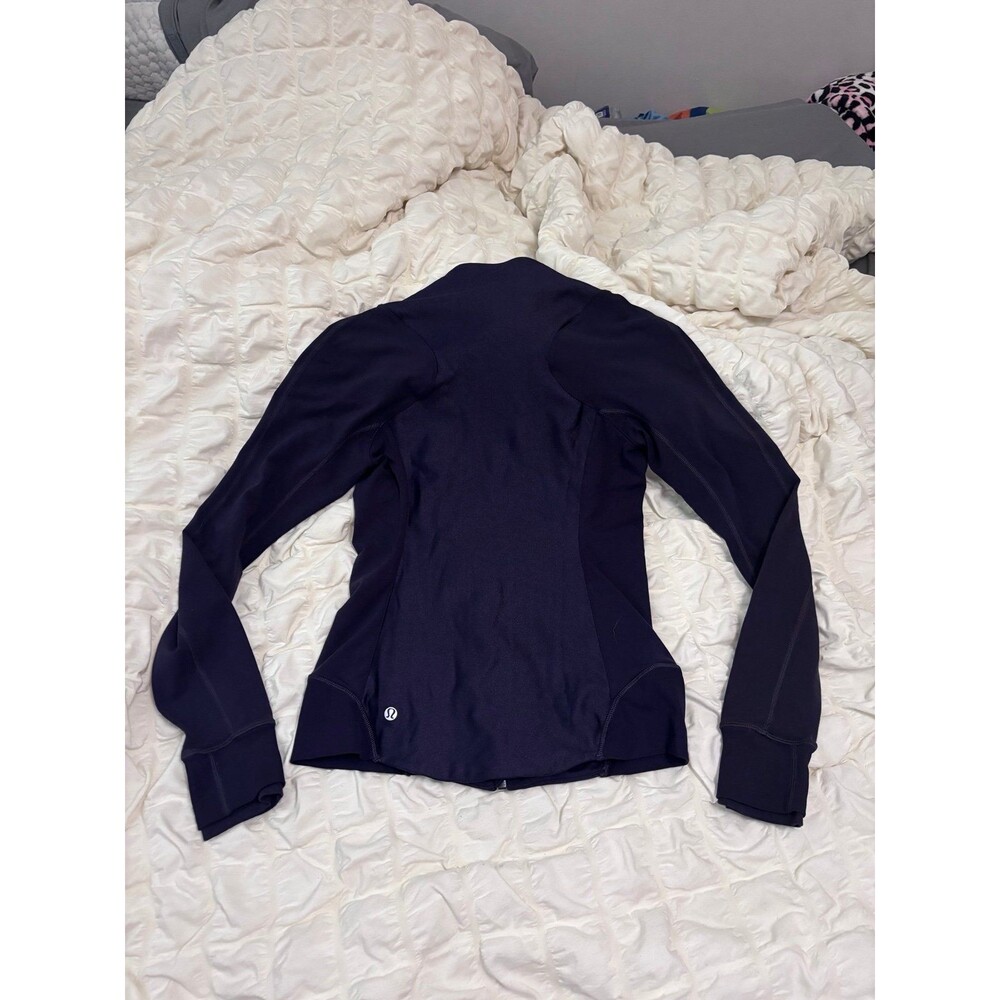 Lululemon Define jacket plum color size 4 - Picture 2 of 4